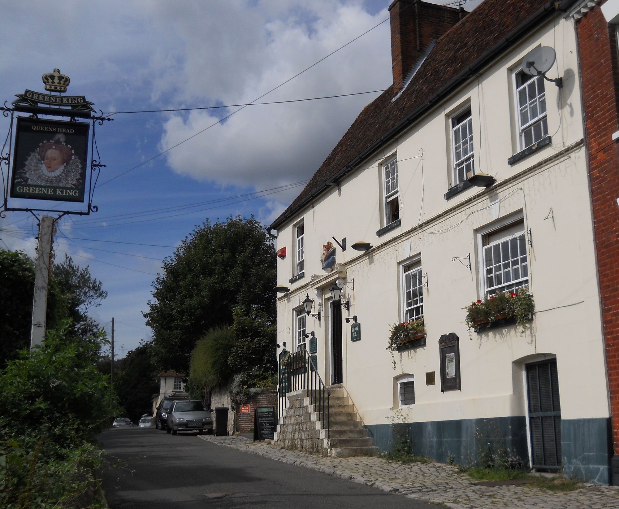 Queens Head - Sutton Valence. (Pub, External). Published on 05-05-2013