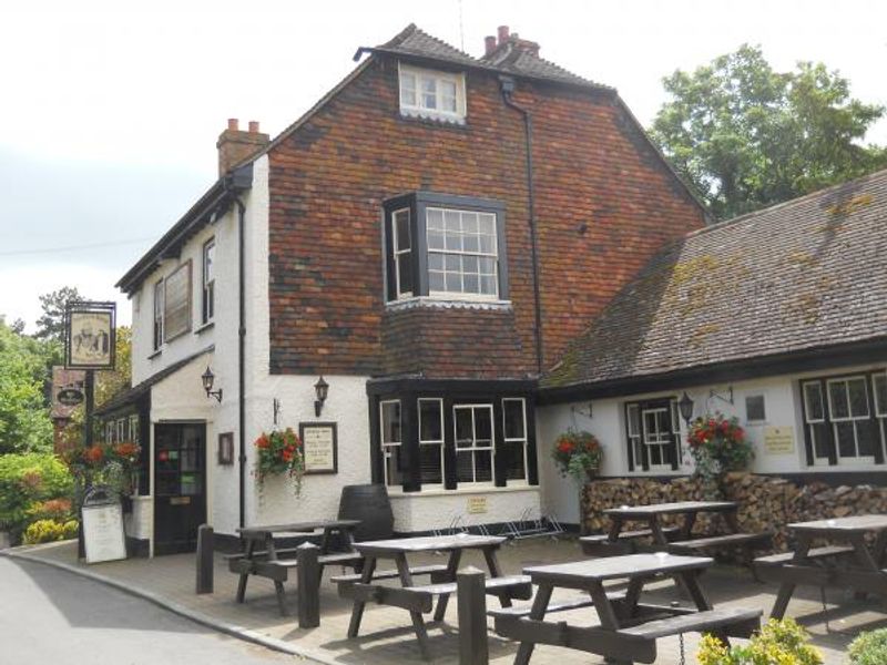Black Horse - Thurnham (2). (Pub, External). Published on 18-08-2016