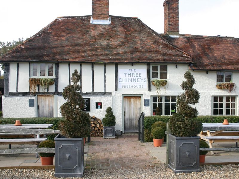 Three Chimneys - Biddenden. (Pub, External). Published on 03-11-2017