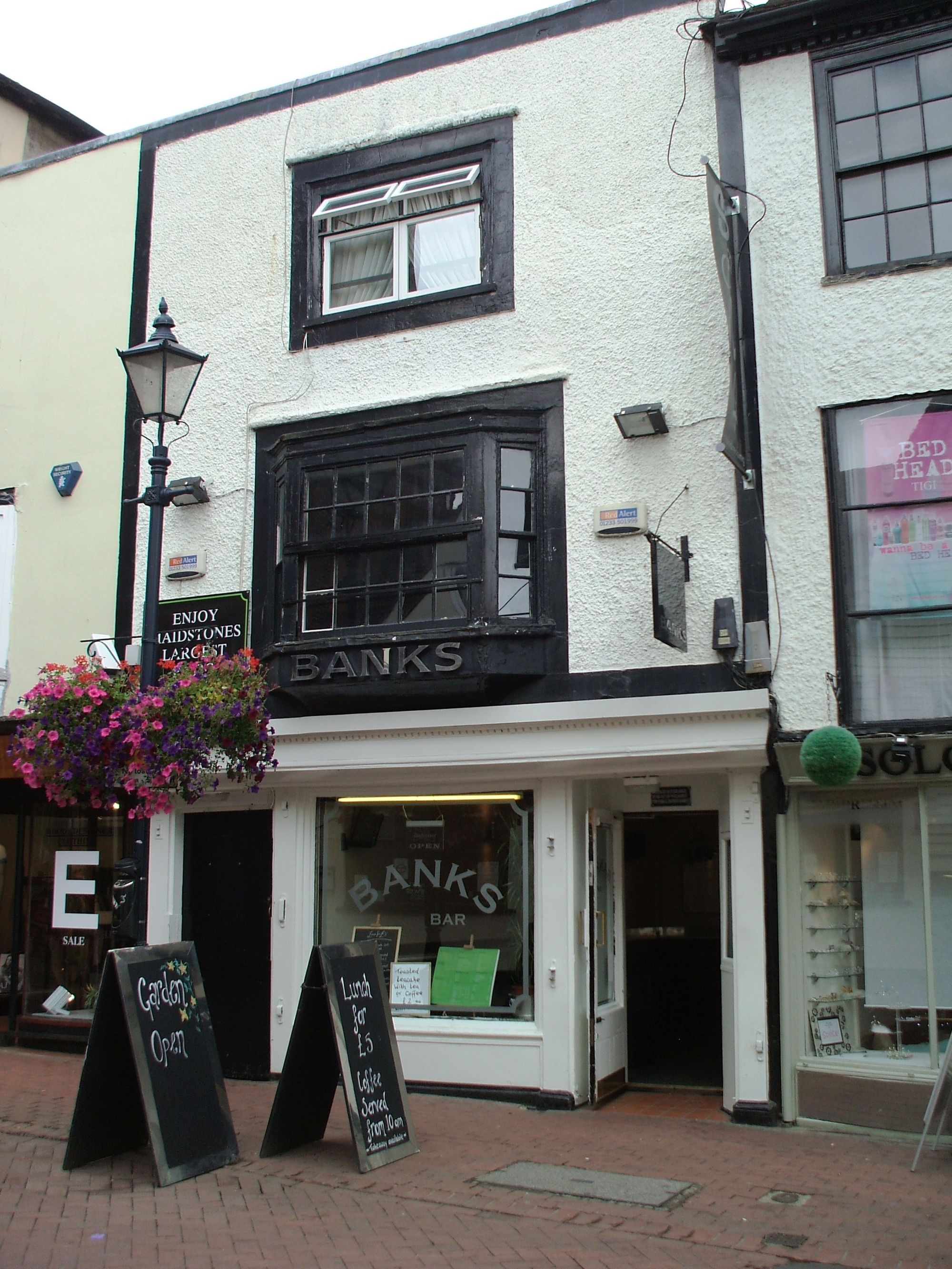 Banks Bar - Maidstone. (Pub, External, Key). Published on 03-06-2014