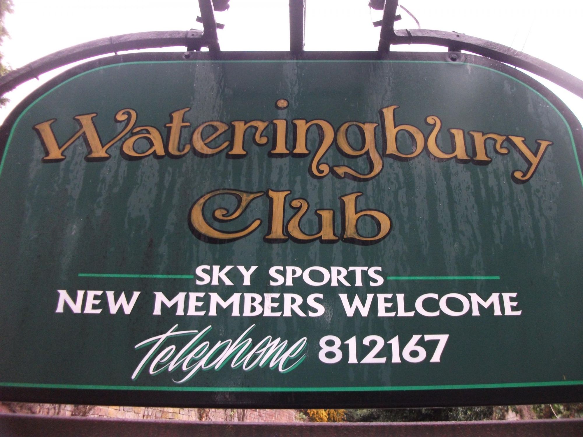 Wateringbury Social Club - Wateringbury. (External, Sign, Key). Published on 17-08-2017