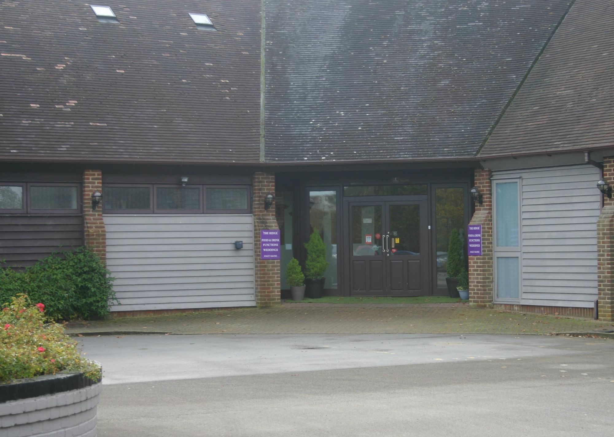 Ridge Golf Club - Sutton Valence. (Pub, External). Published on 03-11-2017