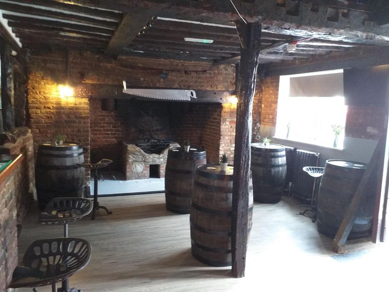 Monk's Head (Interior) - Larkfield. (Pub, Bar). Published on 19-09-2021