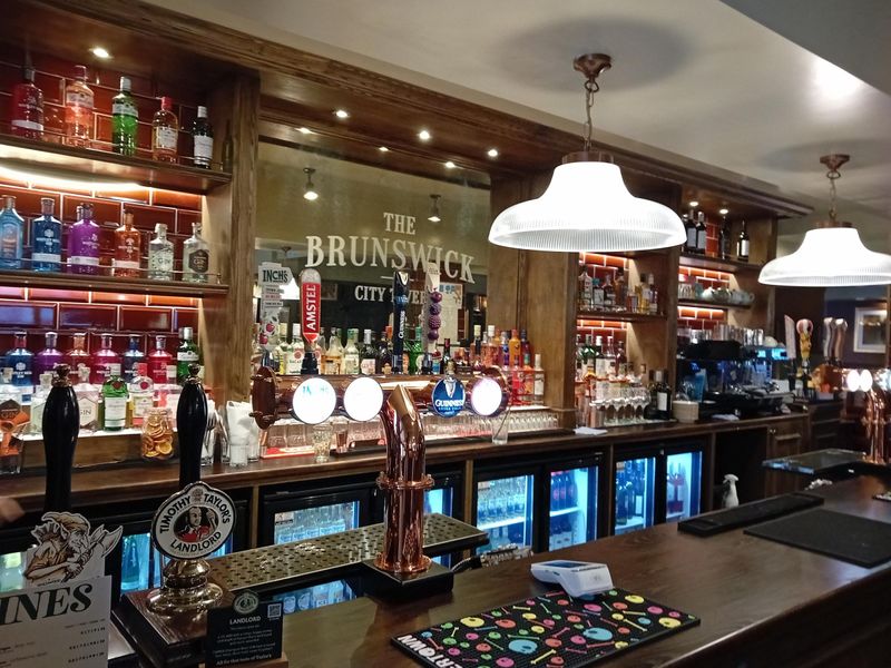 (Bar). Published on 07-10-2025 