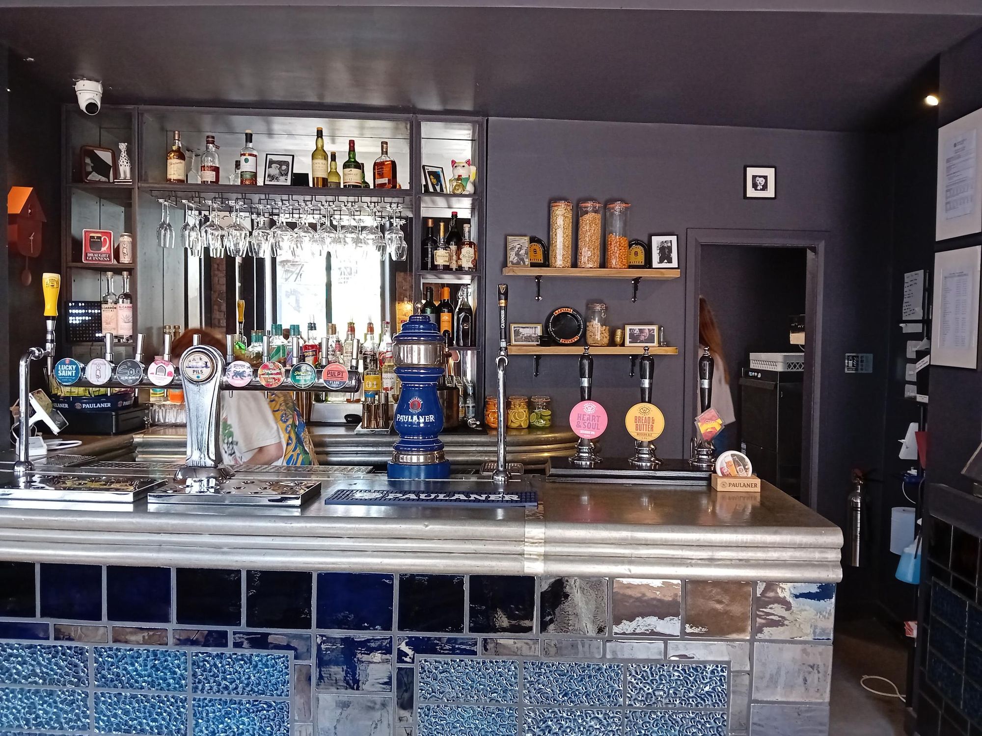 (Bar). Published on 23-06-2024
