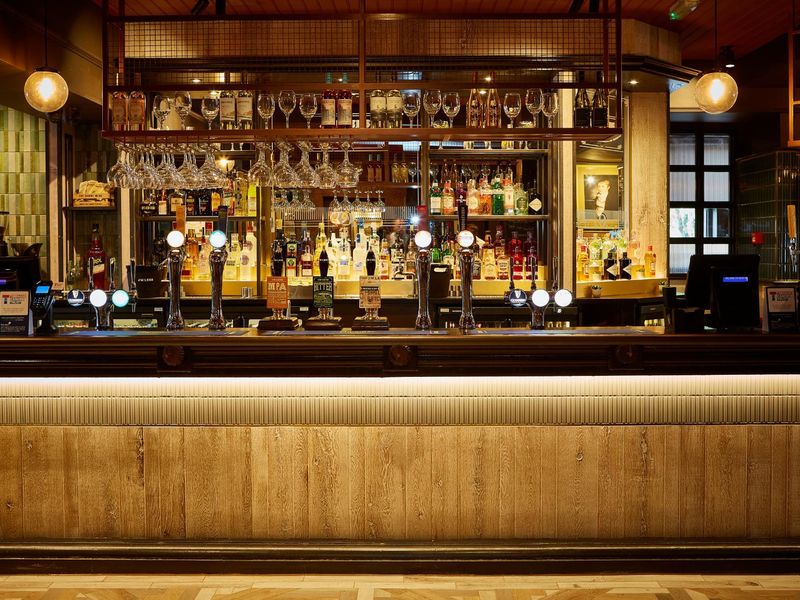 (Bar). Published on 24-08-2026 