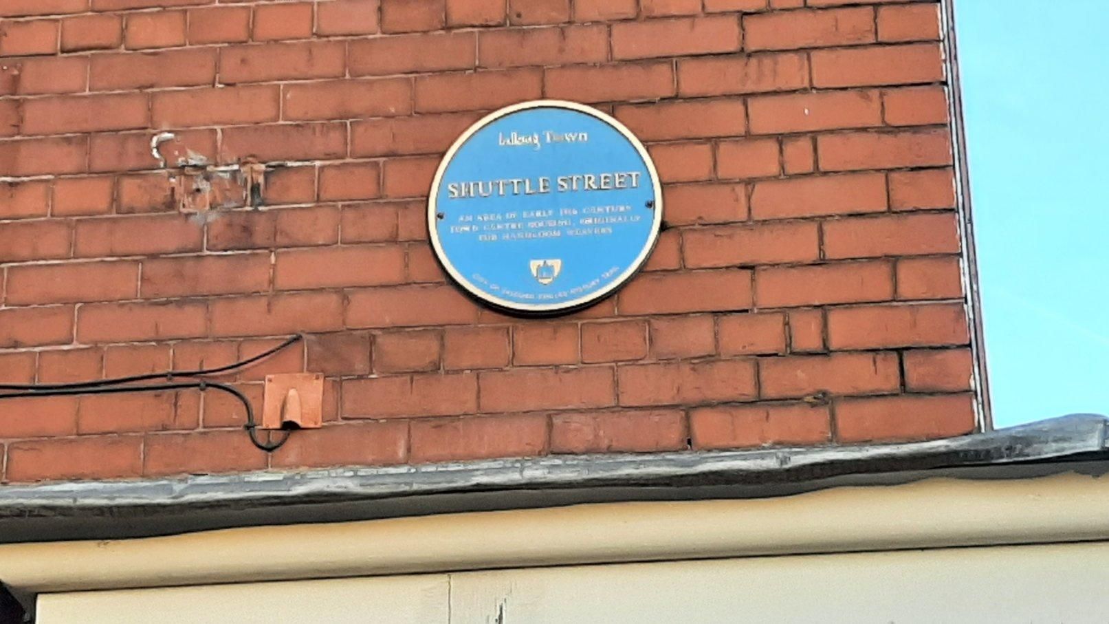 Blue plaque on outside of pub. (External). Published on 21-04-2025