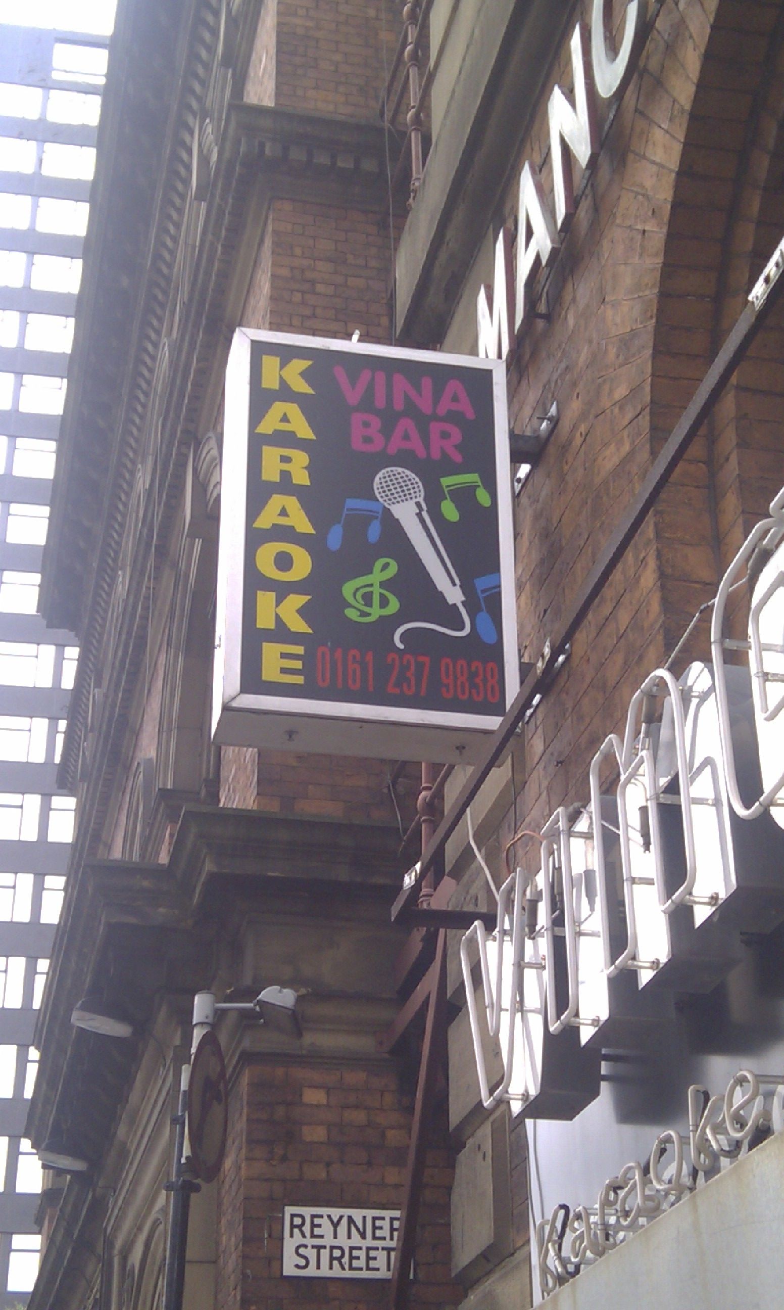 Vina sign - Manchester. (Pub, Sign). Published on 12-05-2013
