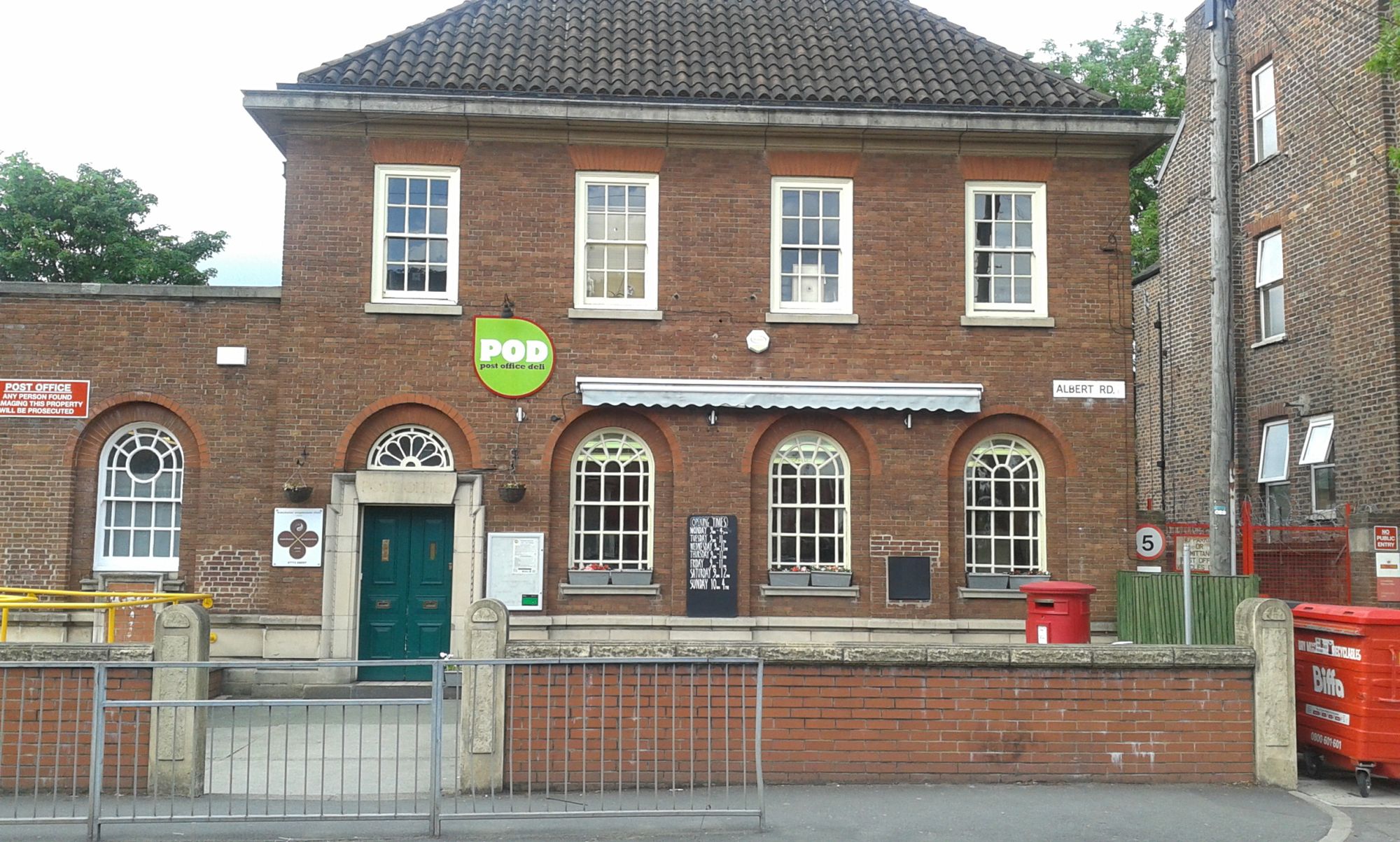 Post Office Deli (POD) - Levenshulme. (Pub, External). Published on 16-06-2013