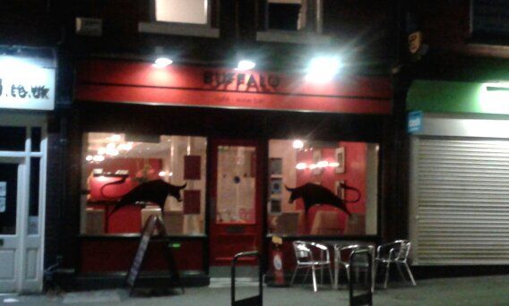 Buffalo - Heaton Mersey. (Pub, External). Published on 26-09-2013