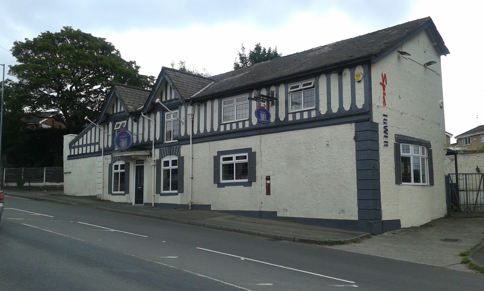 Wrights Arms as Spice Tower - Offerton. (Pub, External). Published on 08-08-2014