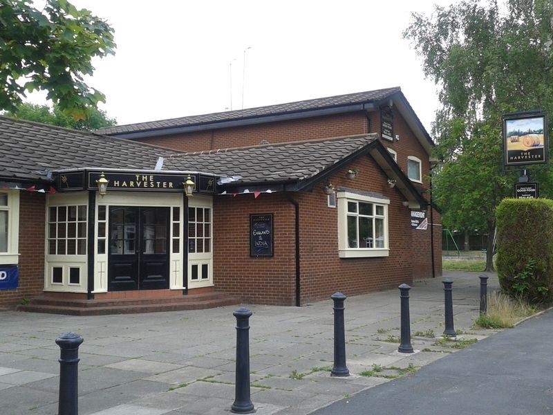 Harvester - Offerton 2014. (Pub, External). Published on 08-08-2014