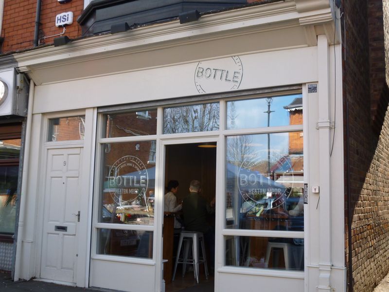 Bottle Heaton Moor - Heaton Moor. (Pub, External, Key). Published on 05-04-2015