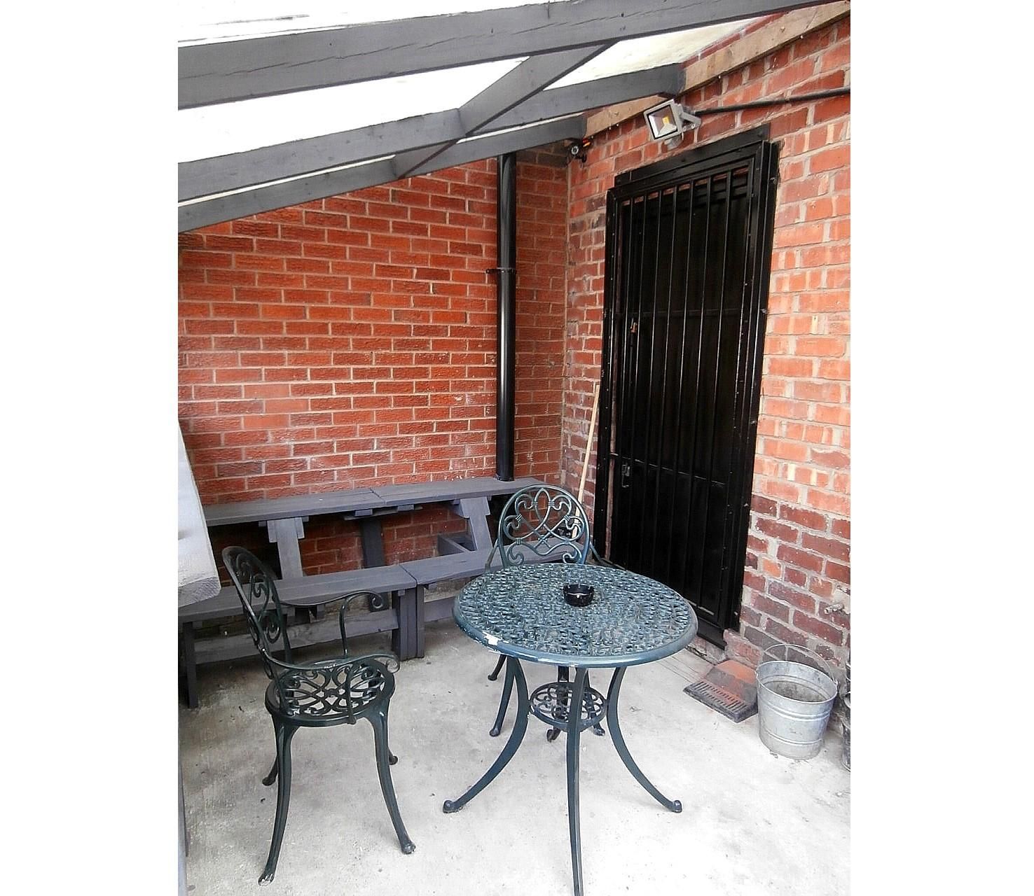 Grove Alehouse garden - Hazel Grove 2018. (Pub, External, Garden). Published on 18-08-2022