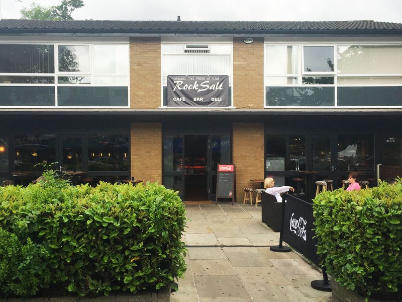 Heaton Moor - Rock Salt. (Pub, External, Key). Published on 17-06-2016