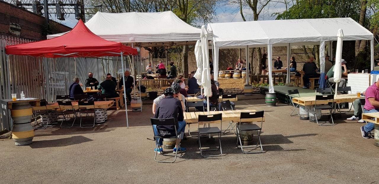 Ardwick - Beer Nouveau outside 2021 04. (Pub, External, Garden). Published on 27-04-2021