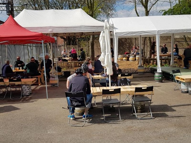 Ardwick - Beer Nouveau outside 2021 04. (Pub, External, Garden). Published on 27-04-2021