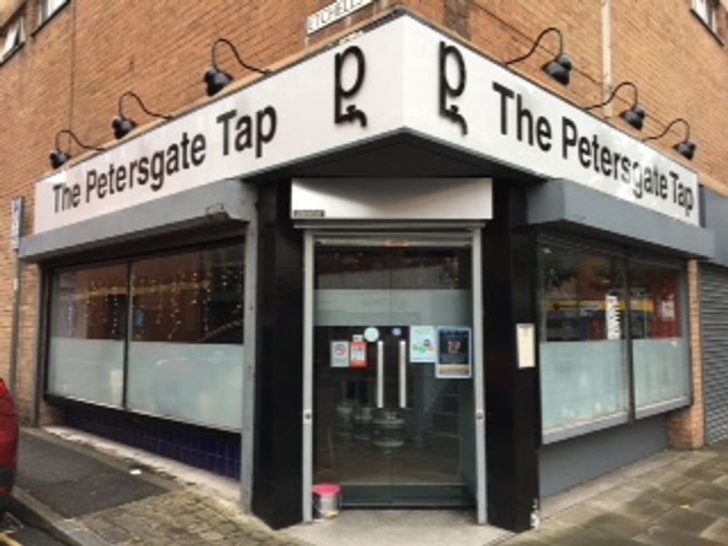 Petersgate Tap - Stockport 2018. (Pub, External). Published on 27-06-2017