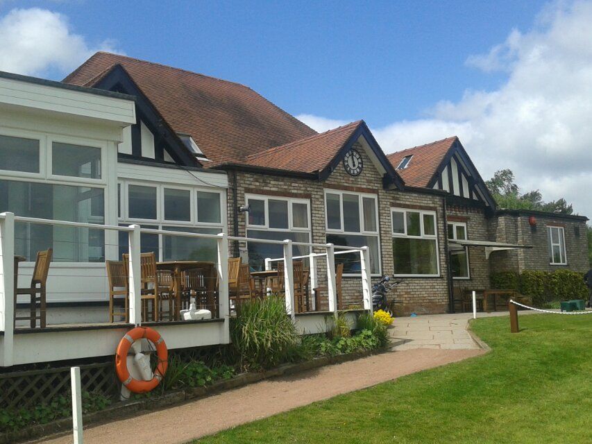 Bramhall - Bramhall Golf Club. (Pub, External). Published on 22-11-2016