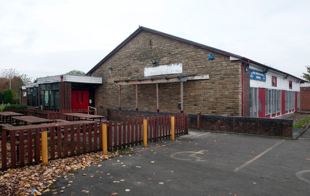 Brinnington Labour Club - Brinnington. (Pub, External, Key). Published on 03-05-2018