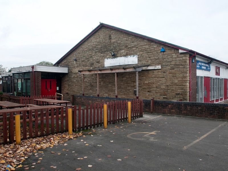 Brinnington Labour Club - Brinnington. (Pub, External, Key). Published on 03-05-2018