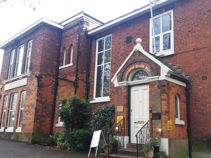 Edgeley - Grange Club. (Pub, External). Published on 23-11-2016 