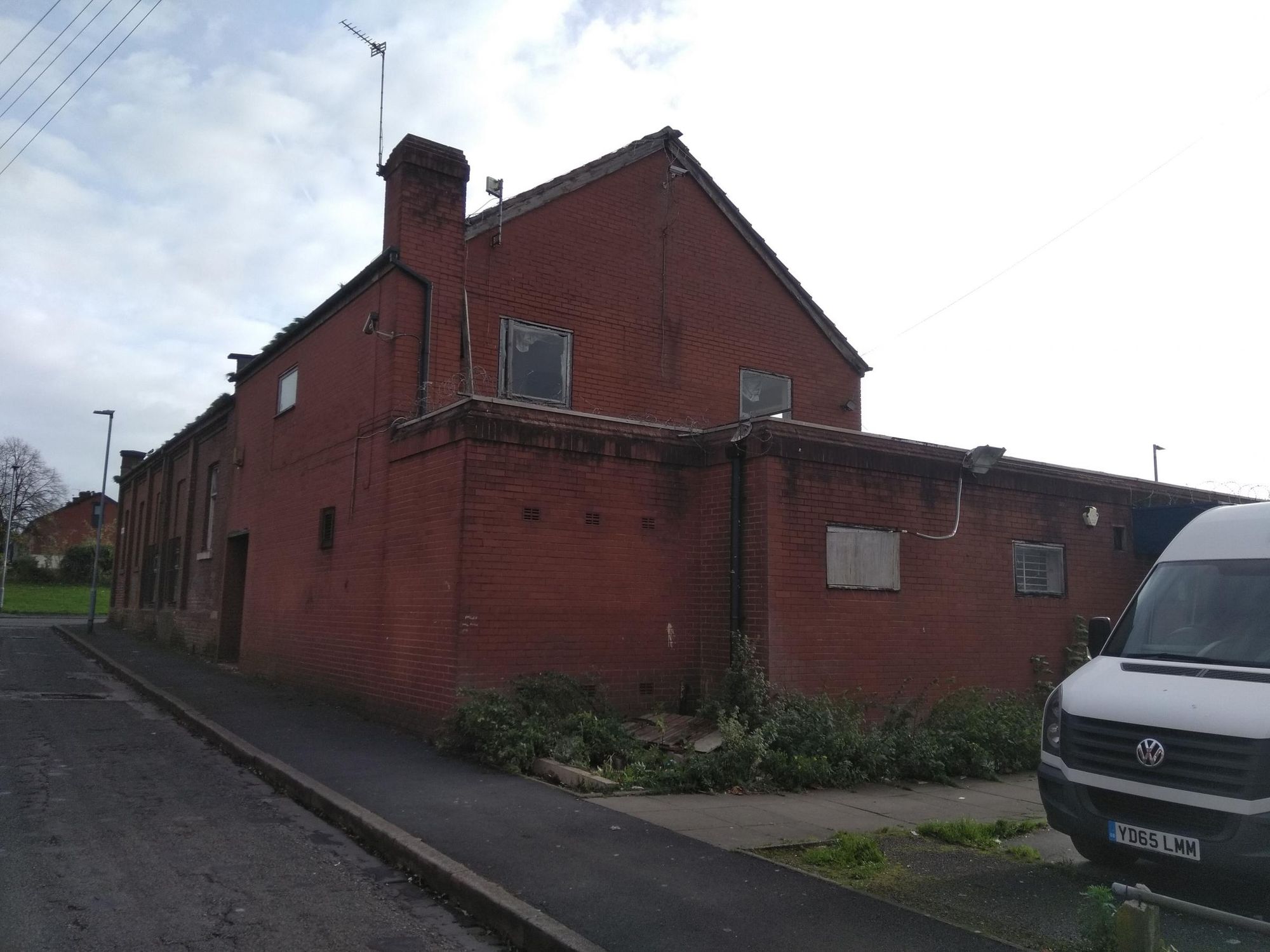 Gorton - Gorton Sports & Social Club 2021 11 07. (Pub, External). Published on 07-11-2021