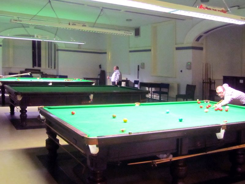 Heaton Moor - Moor Club snooker room. (Pub, Bar). Published on 08-03-2013 