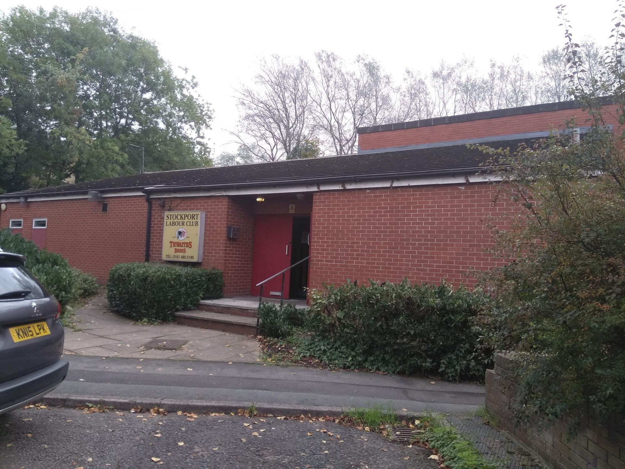Heaton Norris - Stockport Labour Club 2021 10 16. (Pub, External, Key). Published on 16-10-2021
