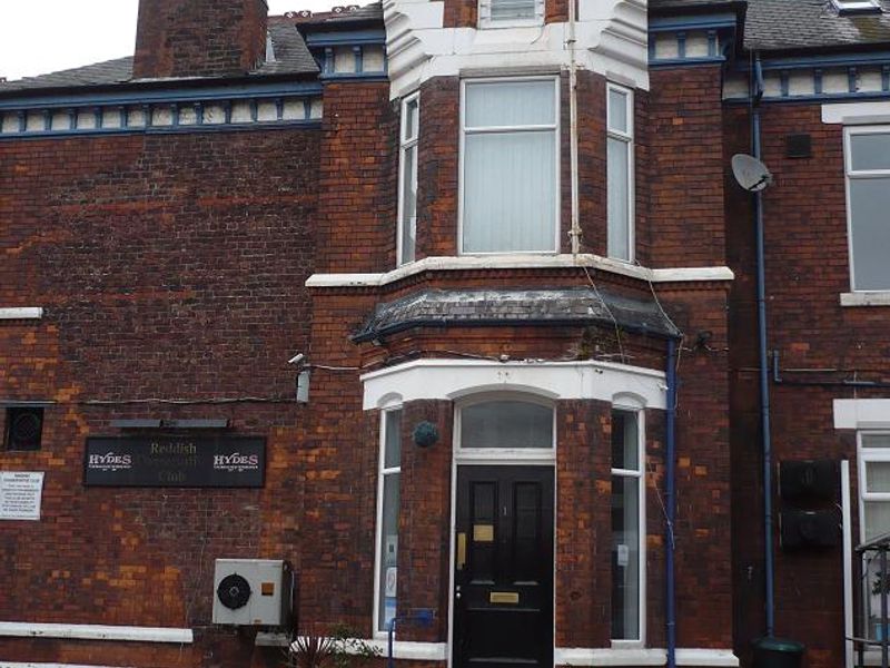 Reddish - Reddish Conservative Club 2016. (Pub, External). Published on 30-11-2016