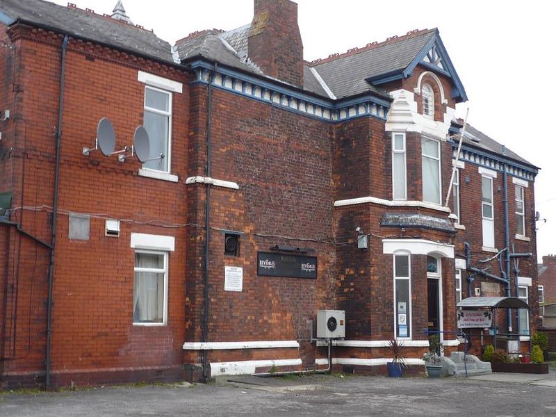 Reddish - Reddish Conservative Club 2016. (Pub, External). Published on 30-11-2016