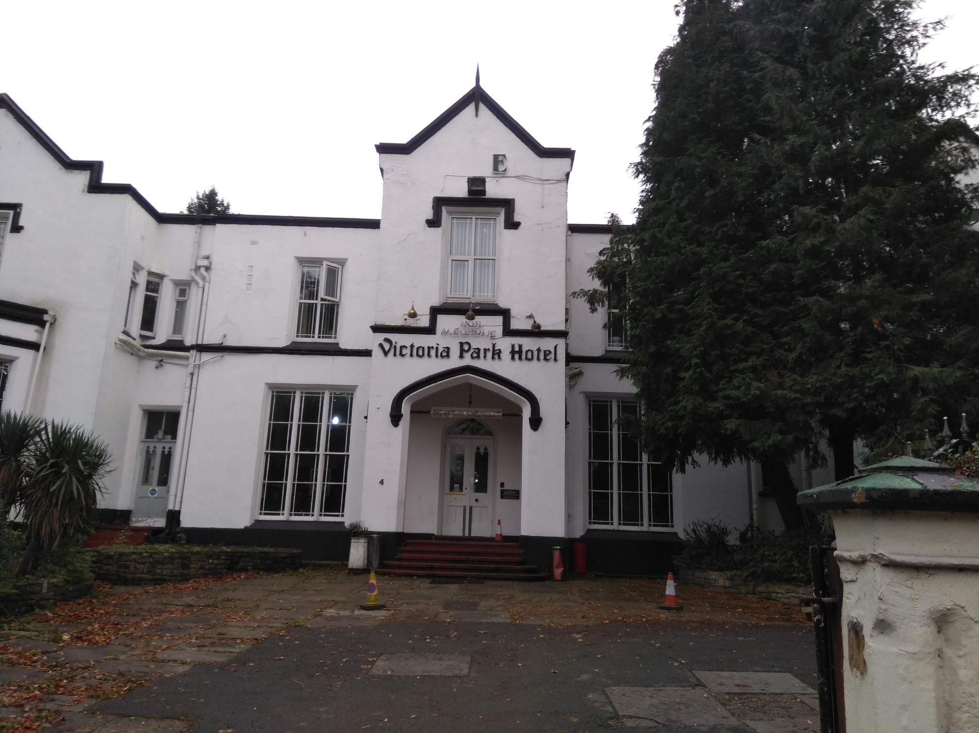 Rusholme - Rusholme Conserv. Club lay behind this 2021 10 17. (Pub, External, Key). Published on 18-10-2021