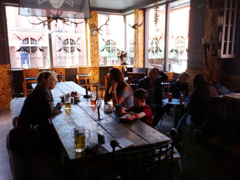 Stockport - Vinabod interior 2019. (Pub, Bar). Published on 03-09-2019