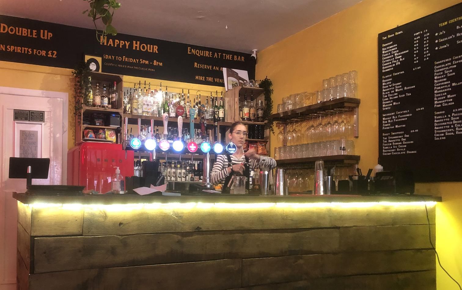 Stockport - Good Rebel interior 2020-09. (Pub, Bar). Published on 06-10-2020
