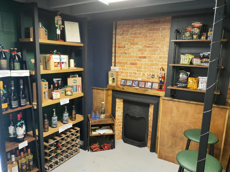 Reddish - Bottle Mill interior 2021 12 12. (Pub, Bar). Published on 03-01-2022 