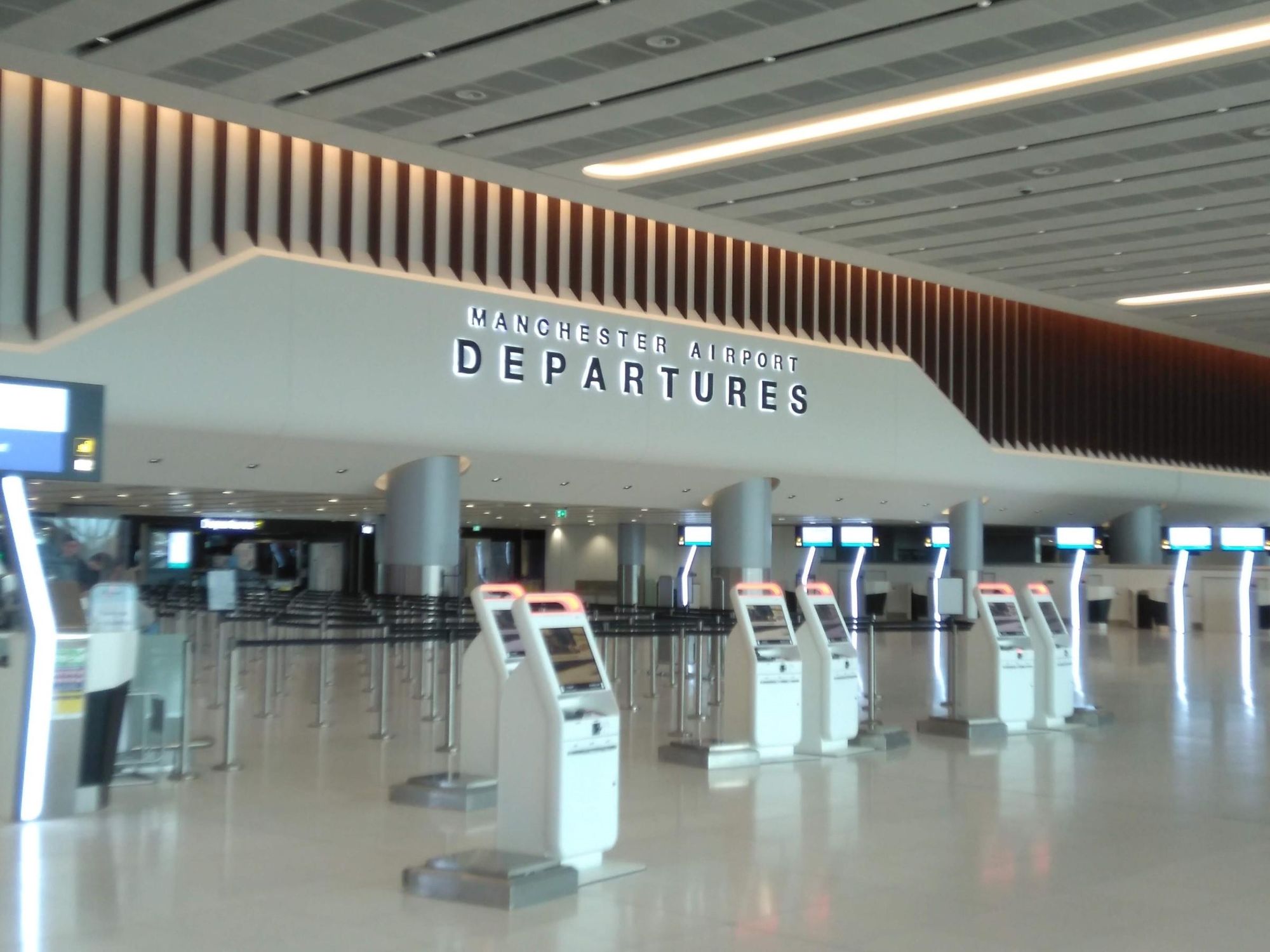 Manchester Airport - Amber Alehouse 2021 11 12. (Pub, External, Key). Published on 05-09-2022