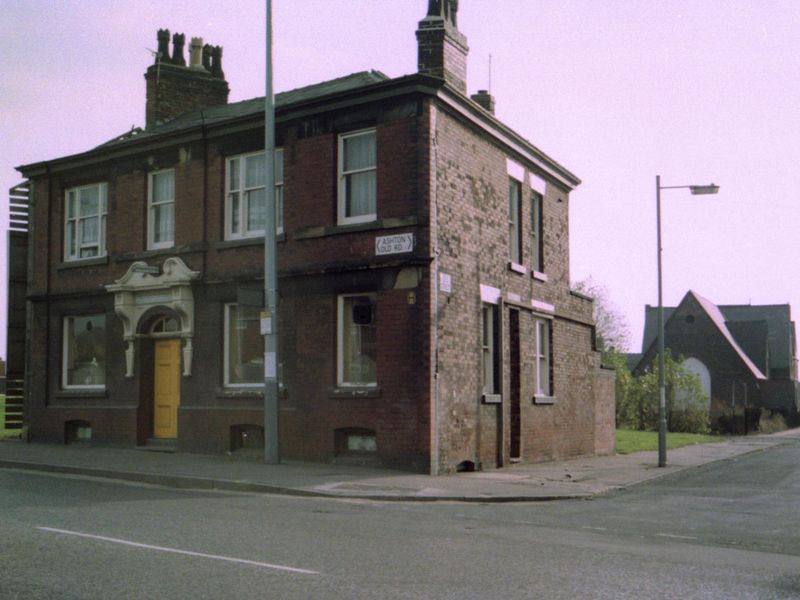 Openshaw - Wrexham 1983. (Pub, External, Key). Published on 01-01-2025 