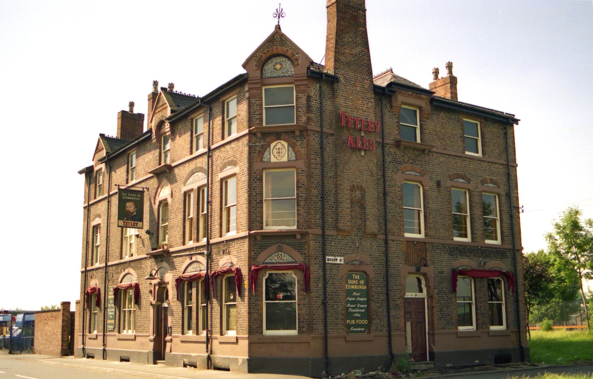 Bradford - Duke of Edinburgh 1990. (Pub, External, Key). Published on 26-12-2024