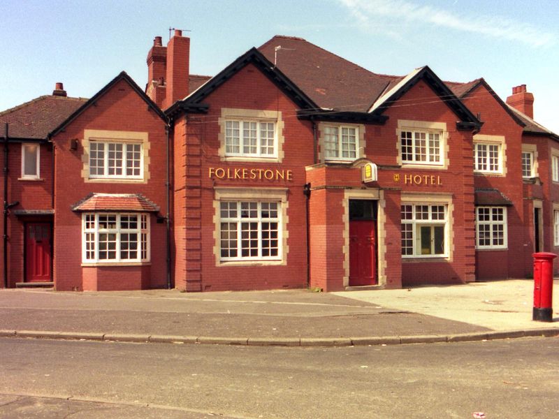 Clayton - Folkestone Hotel 1992. (Pub, External, Key). Published on 26-12-2024