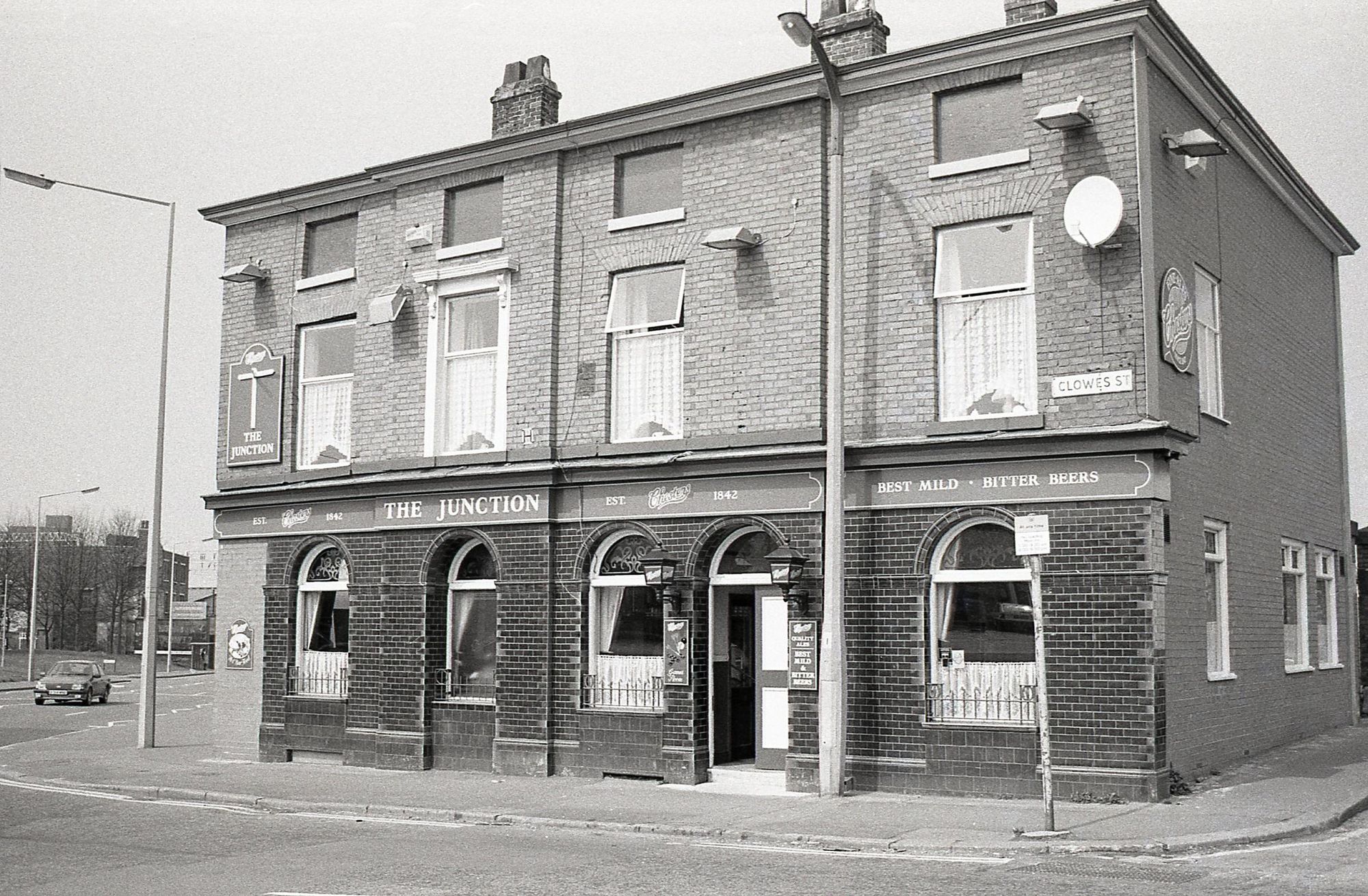 Gorton - Junction from Clowes St 1990. (Pub, External). Published on 30-12-2024