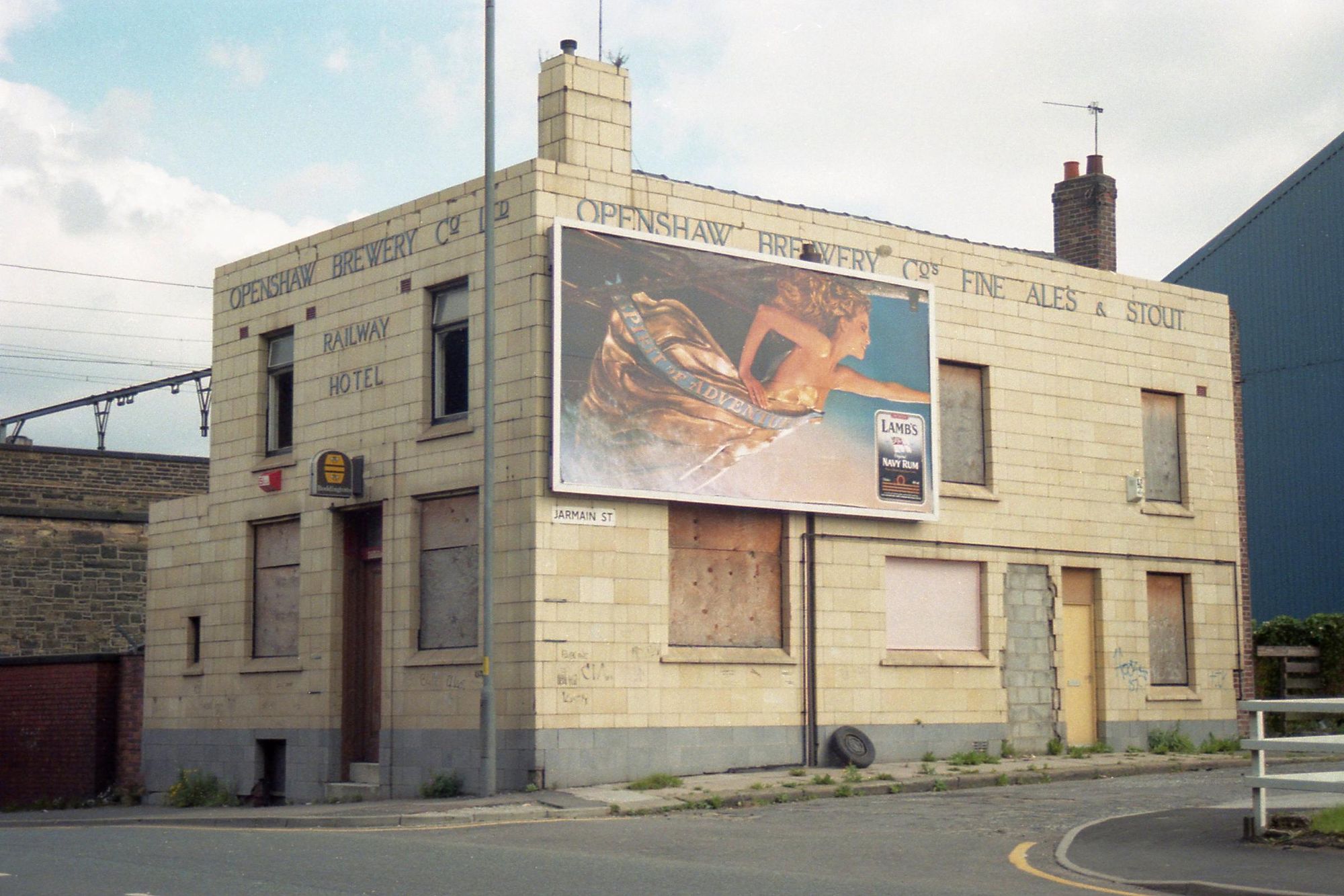 Gorton - Railway Hotel 1993. (Pub, External). Published on 01-01-2025