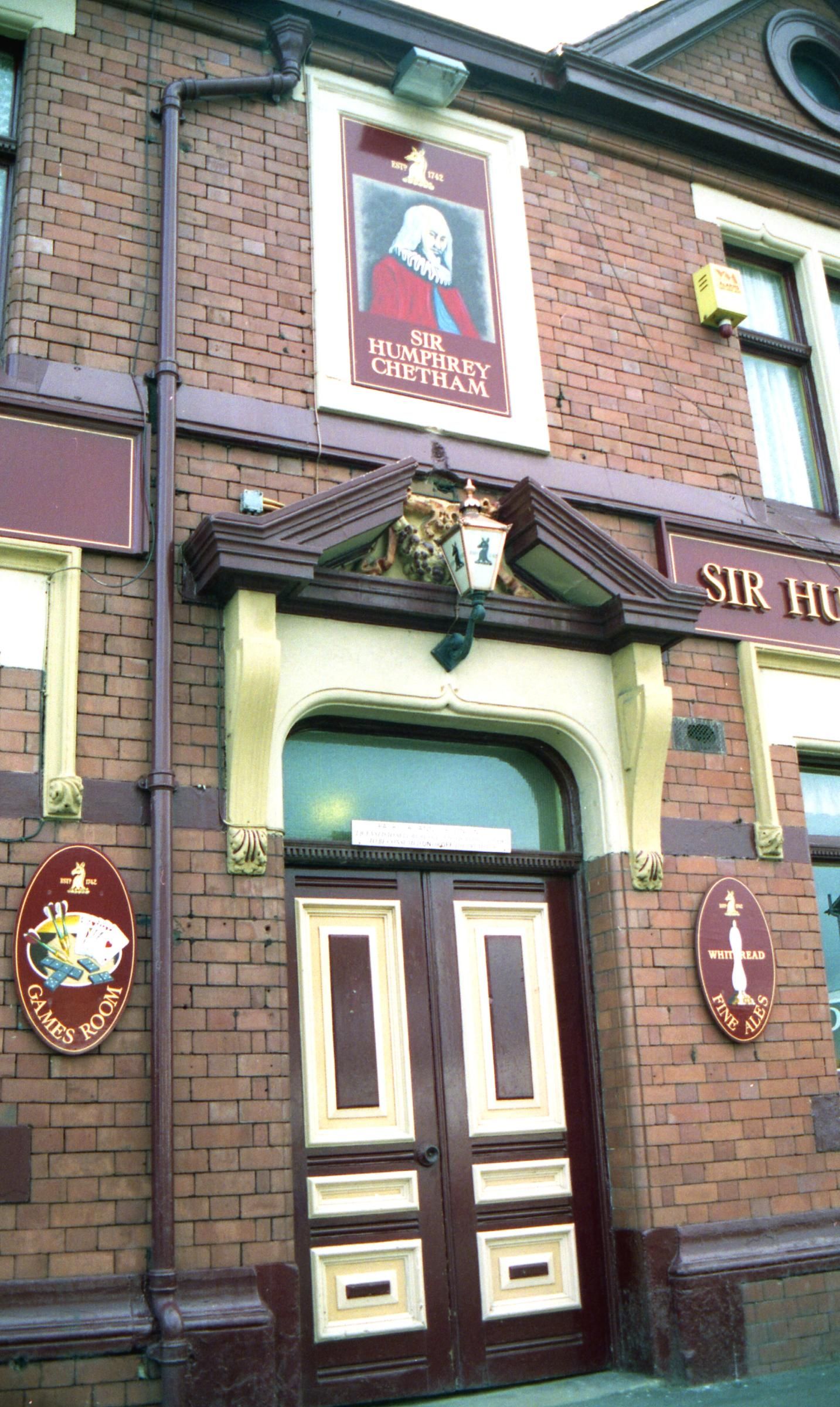 Clayton - Sir Humphrey Chetham sign 1991. (Pub, Sign). Published on 26-12-2024