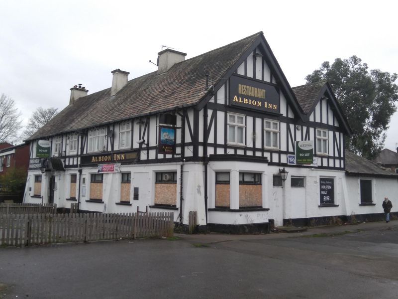 Burnage - Albion closed as Restaurant 2022 01 10. (Pub, External). Published on 11-01-2022