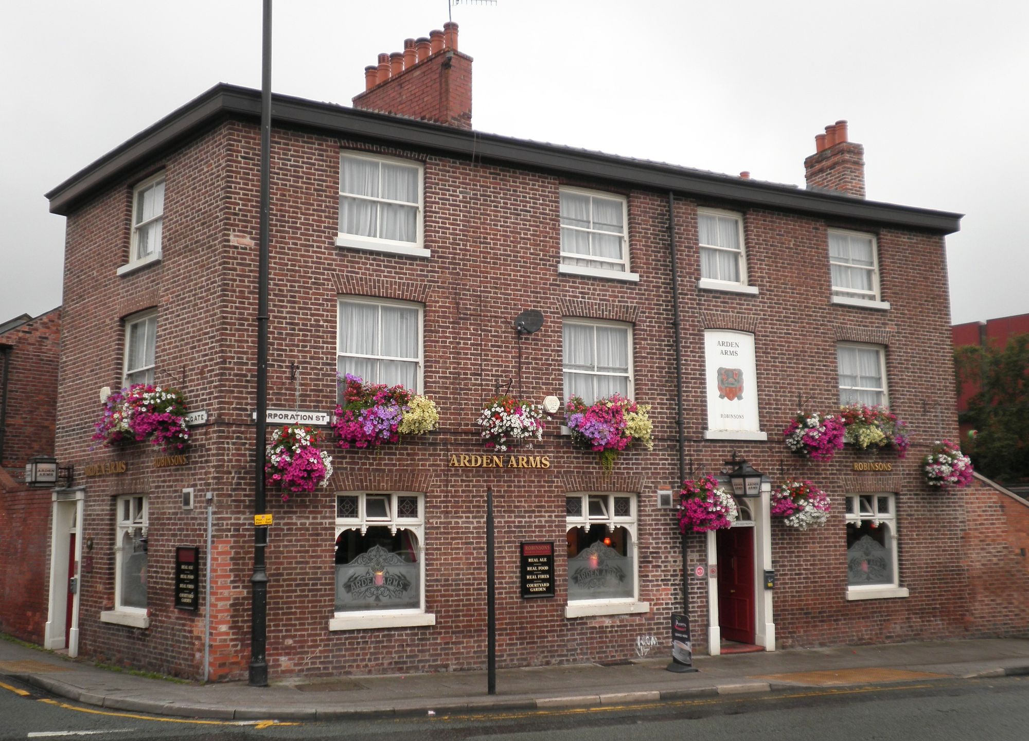 Arden Arms - Stockport 2011-08-20. (Pub, External). Published on 20-08-2011