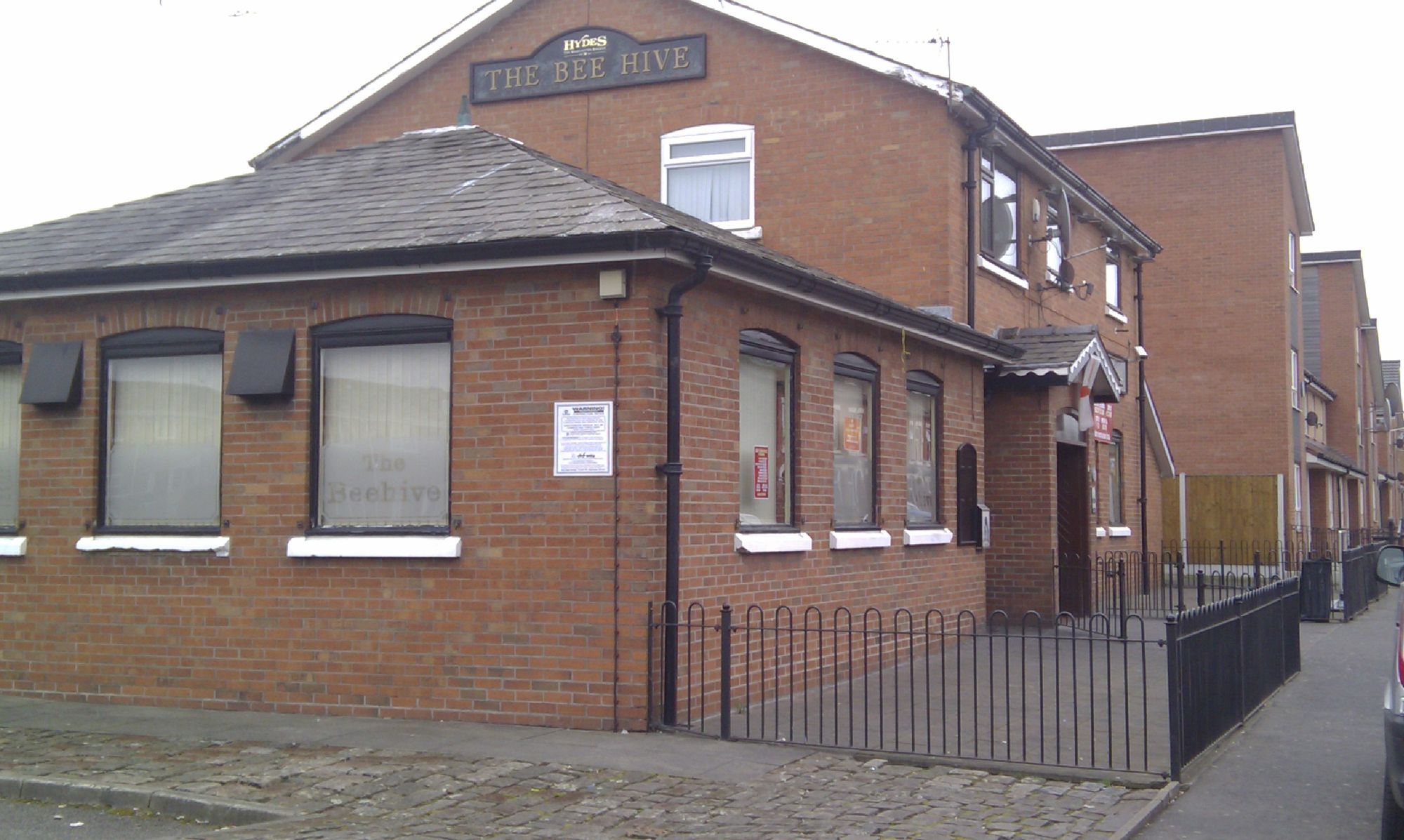 Beehive - Moss Side 2011. (Pub, External, Key). Published on 11-03-2011