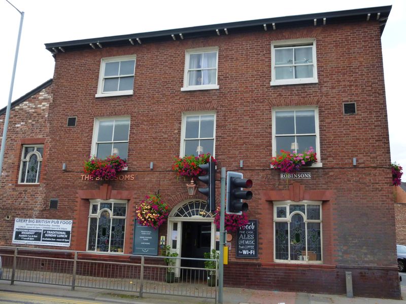 Blossoms 2016 - Heaviley. (Pub, External, Key). Published on 06-09-2016