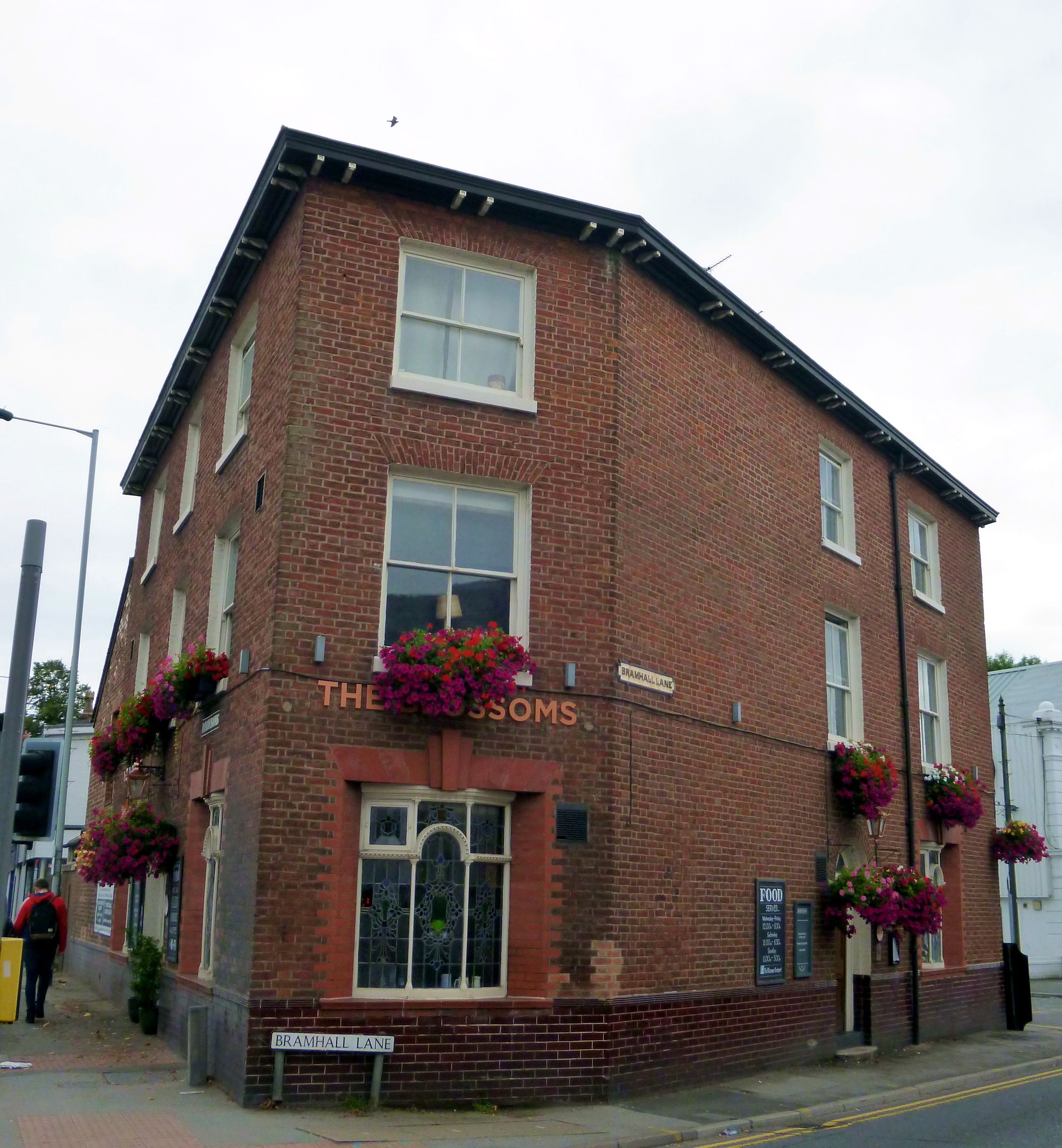 Blossoms 2016 - Heaviley. (Pub, External). Published on 06-09-2016