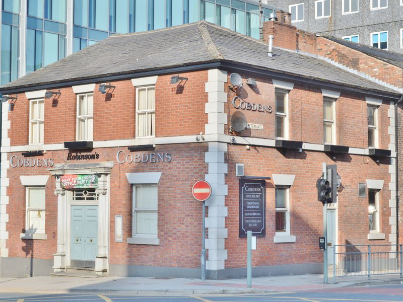 Cobdens - Stockport. (Pub, External). Published on 18-02-2013