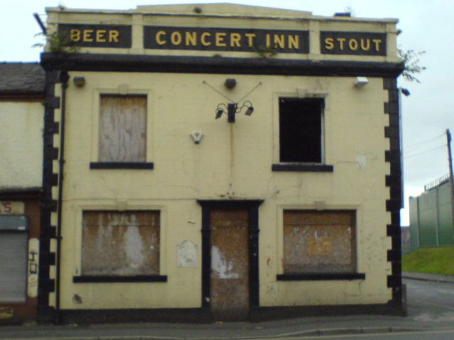 Concert Inn closed and derelict - Openshaw. (Pub, External, Key). Published on 23-09-2007