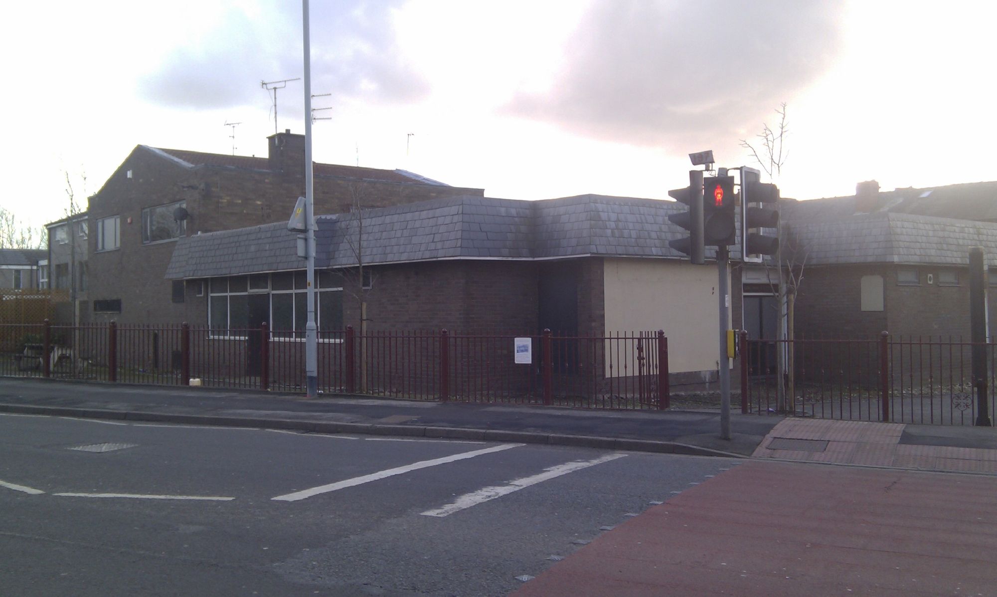 Cosmopolitan as Three Crowns - Heaton Norris 2012. (Pub, External, Key). Published on 12-02-2011